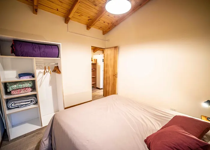 Casa En Entorno De Bosque, Cerca De Playas Y Cerros