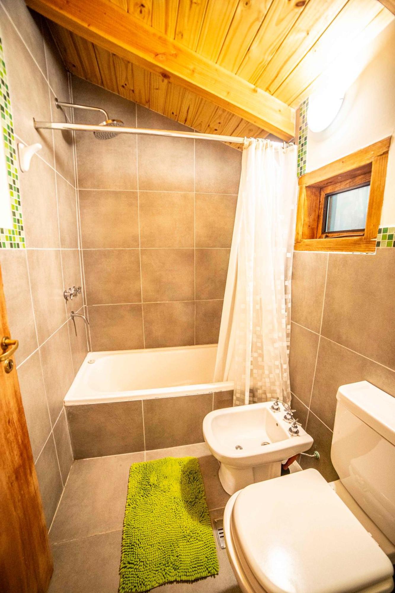Chalet Casa En Entorno De Bosque, Cerca De Playas Y Cerros San Carlos de Bariloche